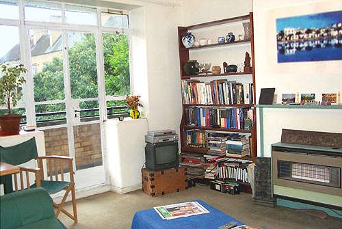 Living Room: Islington Property for sale